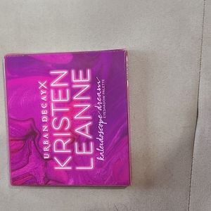 Urban DecayX Kristen Leanne eyeshadow pallet